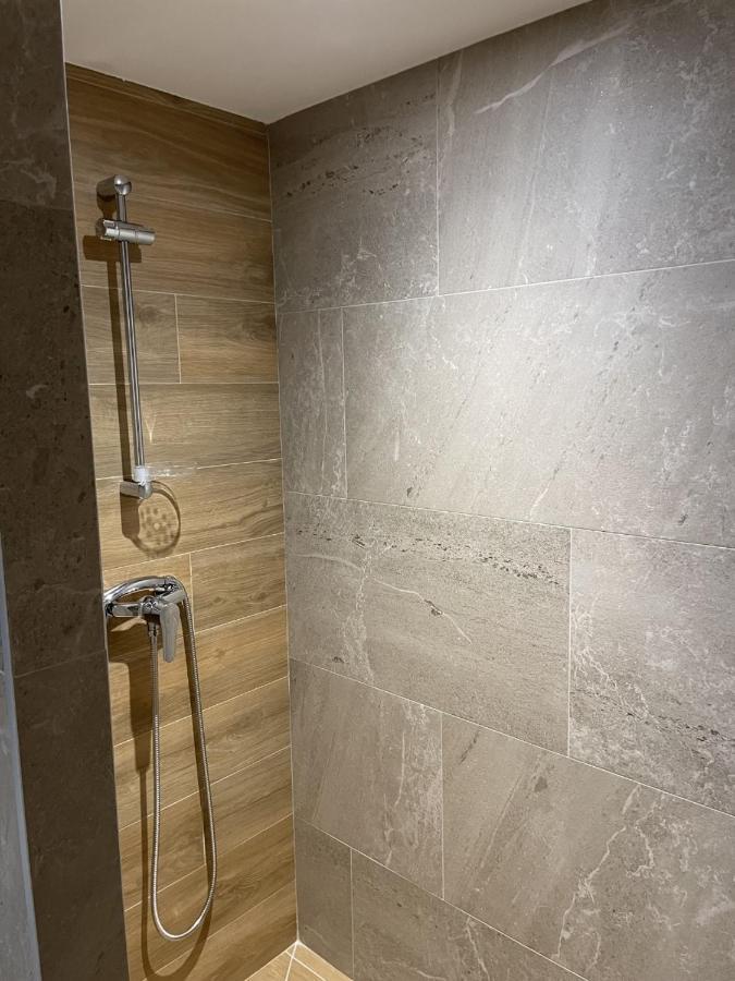Apartment Trio Marin Meze